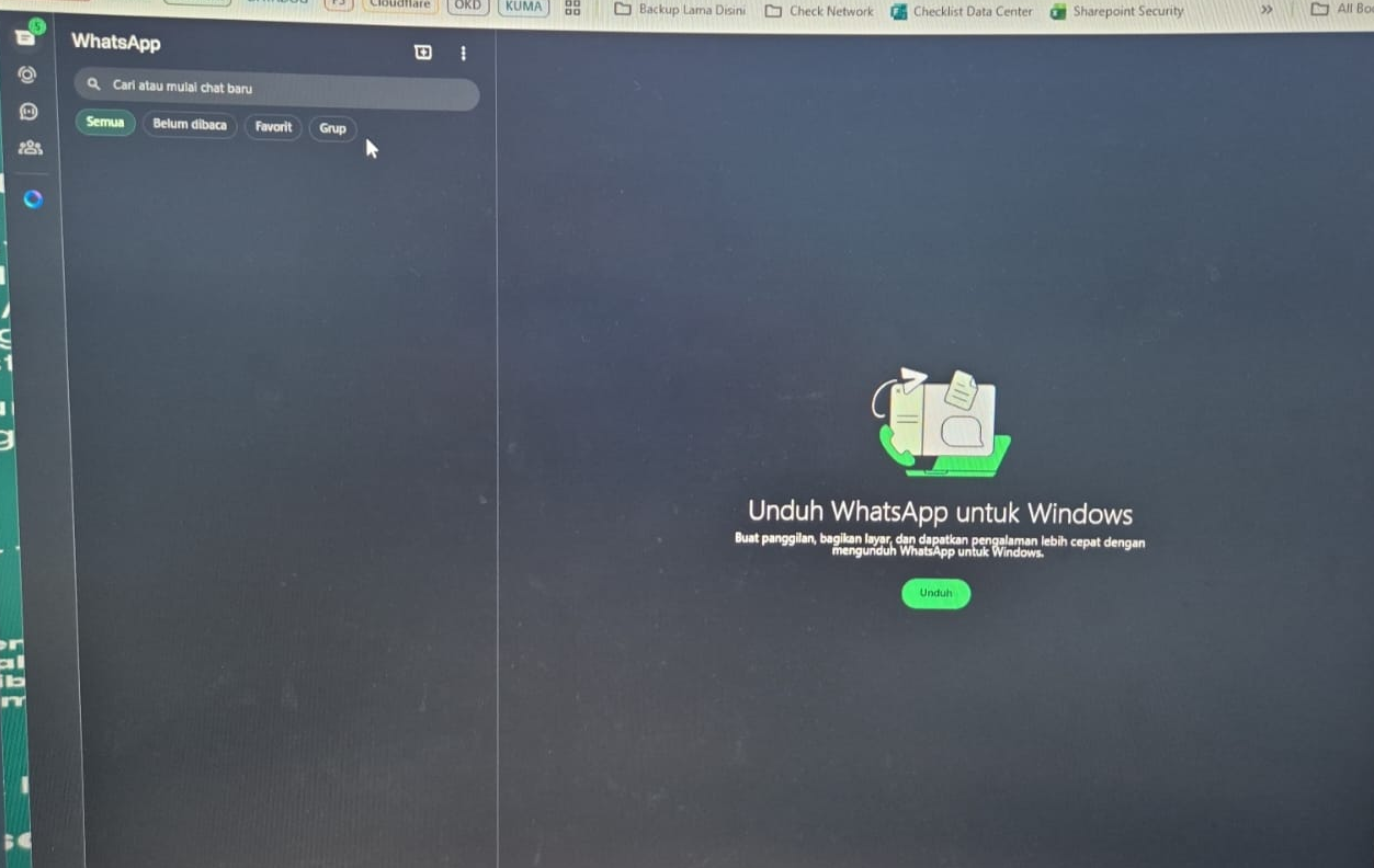 WhatsApp Web Down Global 2025: Mengapa Terjadi & Cara Atasi 2 Tampilan WhatsApp Web Down Global dengan layar kosong