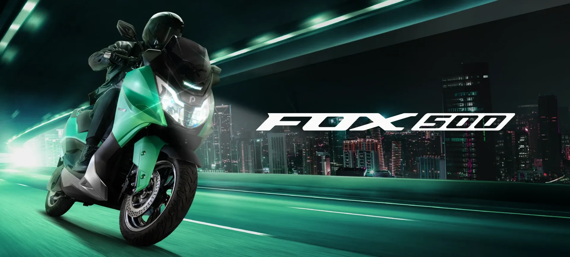 Polytron Fox-500 - Skutik Listrik Premium, Cruise Control & Bagasi Luas 3 Polytron Fox-500 skutik listrik premium dengan desain agresif dan modern