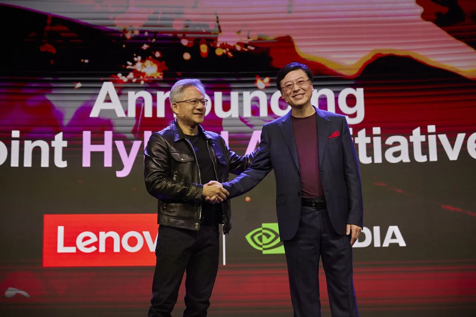 Efisiensi energi solusi Hybrid AI